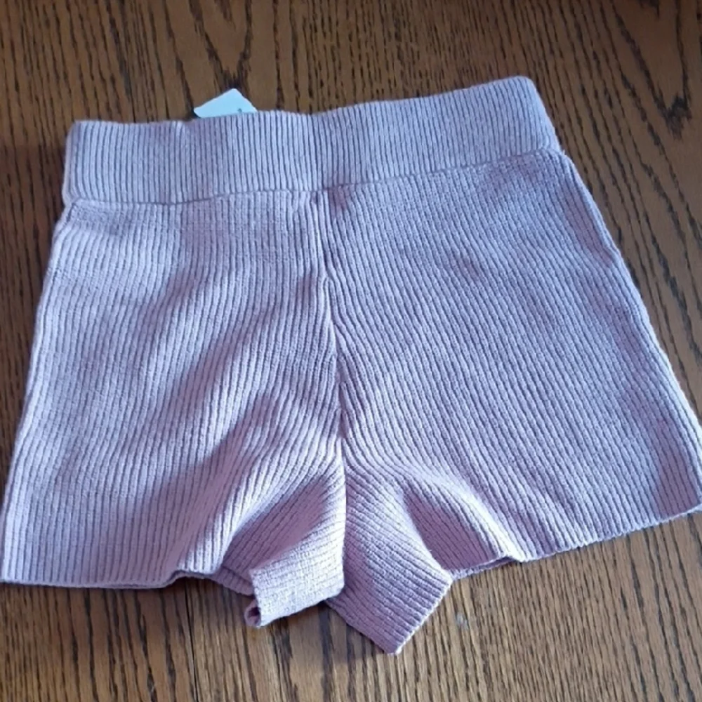 The Drop Women's Ribbed Pink Shorts - Picture 2 of 4